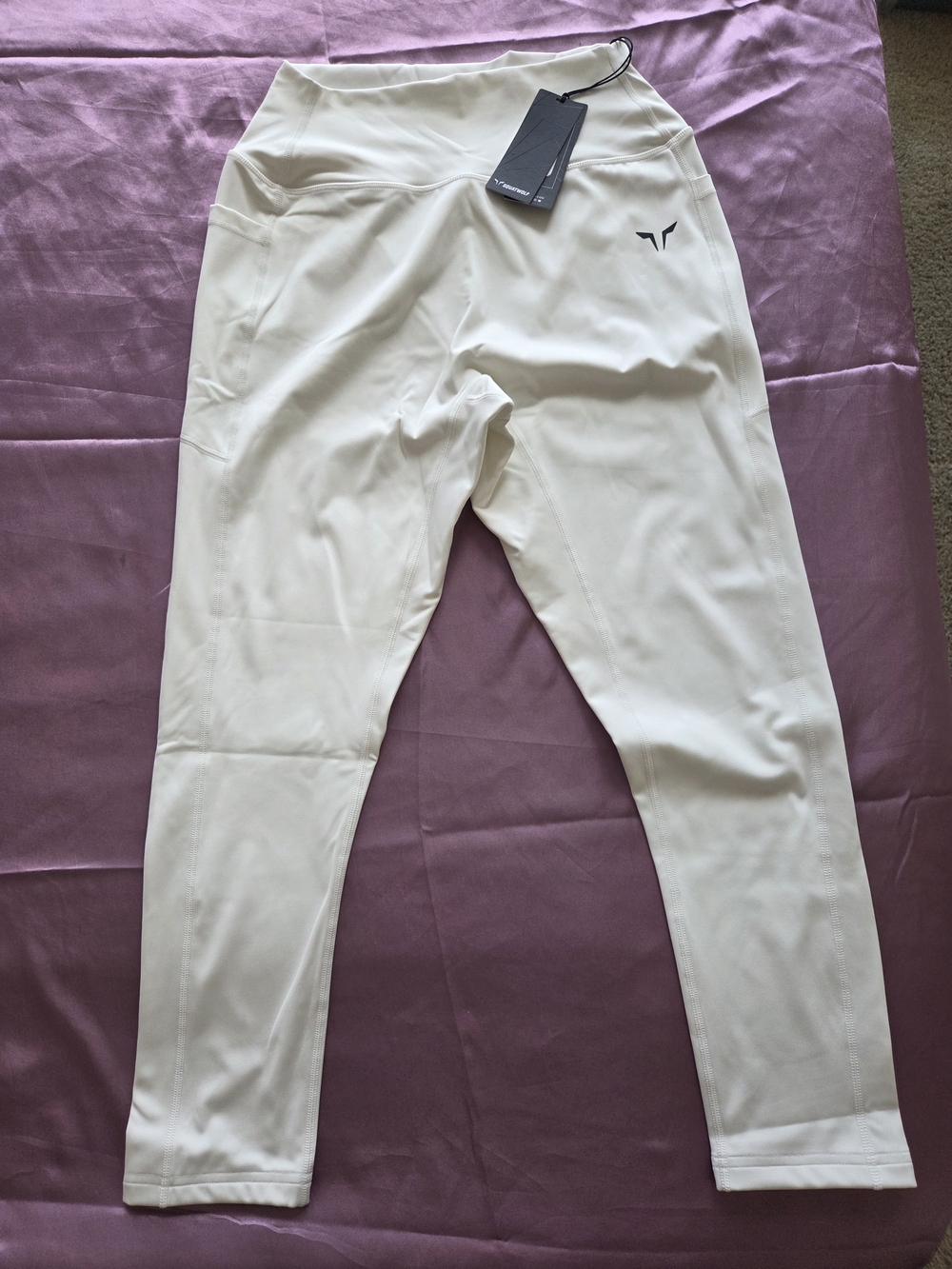 NWT SQUATWOLF White High Waisted Pocket Leggings Gym Workout Activewear L